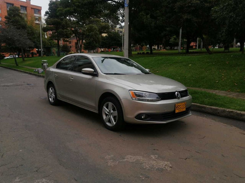 Volkswagen New Jetta At 2500
