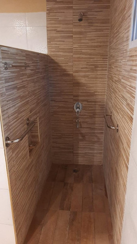 Casa En Venta - 2 Dormitorios 1 Baño - 1.700mts2 - Misiones