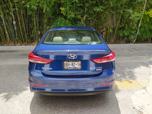Imagen 6 de 14 de Hyundai Elantra Limited Tech Navi Aut 2018