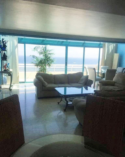 Pent House En Edificio Mas Cotizado De La Isla, Acceso A La Playa