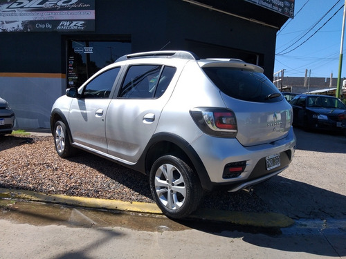 Renault Sandero Stepway 1.6 Dynamique 105cv 2016