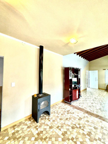 Casa Quinta En Venta De 130m2 Ubicado En Carpintería