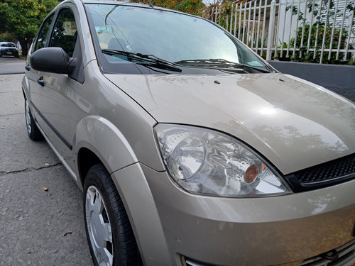 Ford Fiesta Max 1.6 Ambiente