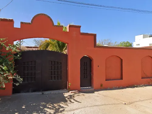 Casa En Venta En Col. Ayuntamiento, Cerca Del Aeropuerto De La Paz . Sh05