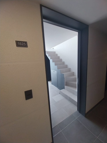 Arrienda Dpto Loft Nvo 1d + 1b - Metro La Cisterna