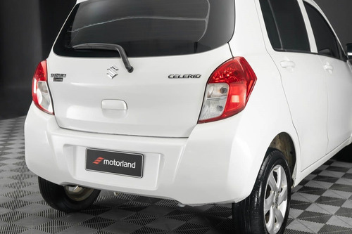 Imagen 10 de 23 de Suzuki Celerio Glx Impecable! - Motorland Permuto / Financio