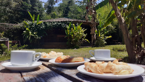 Casa Y Hospedaje Con Arroyo En Saltos Del Moconá