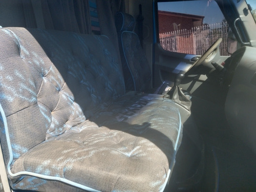 Imagem 9 de 12 de Mercedes Benz Acello 715c