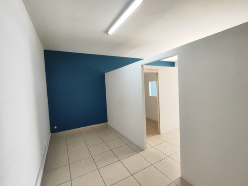 Local Comercial En Venta En Plaza Comercial En Carretera A Tlacote