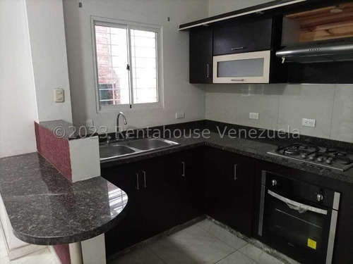 Imagen 25 de 30 de Casa En Venta La Piedad Norte Cabudare Lara Rah 23-18790 // Invierta Seguro Con Rentahouse//