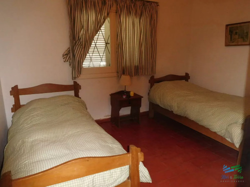 Vendo Casa 4 Dormitorios, Barrio El Golf, Punta Del Este