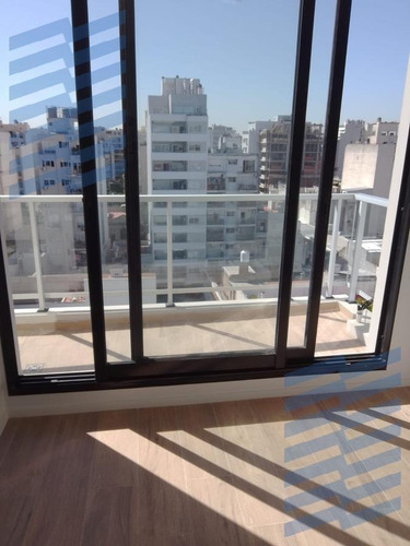 Imagen 14 de 30 de Departamento - 3 Ambientes, Sum, Solarium, Piscina Y Parrilla Común