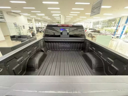 Chevrolet Silverado High Country