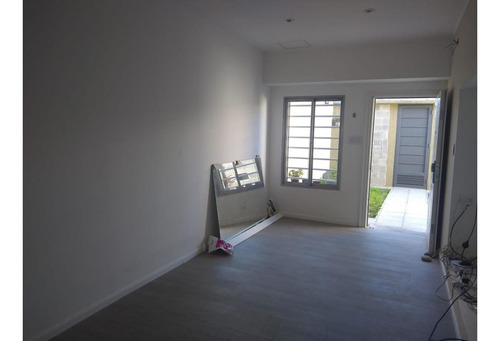 Imagen 5 de 10 de Excelente Tipo Casa En Buena Zona
