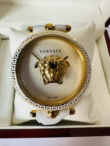 Reloj Pulsera Versace De Dama Piel Blanca Blanco Dorado Blanco (Usado)
