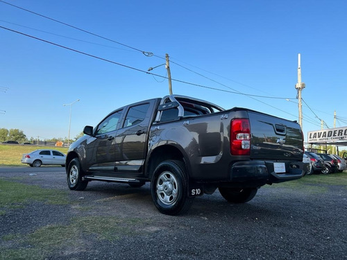 Imagen 5 de 17 de Chevrolet S10 2013 4x2