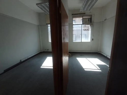 ¡oficina Central 108m², Ideal Ubicación En Santiago!