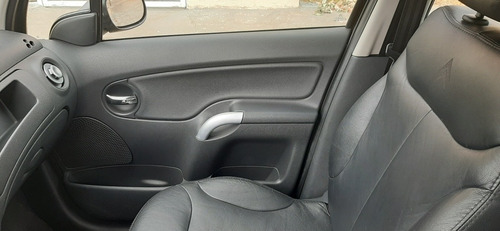 Imagem 8 de 10 de Citroën C3 2012 1.4 8v Glx Flex 5p