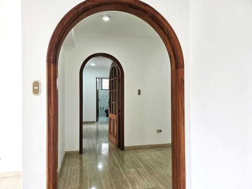 Amplio Apartamento En Los Naranjos Del Cafetal