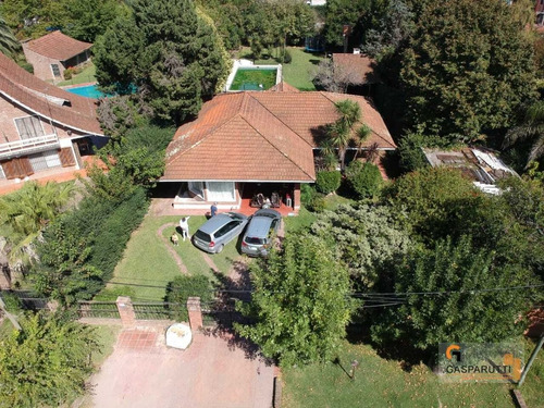 Imagen 4 de 10 de Casa Quinta En Venta En Maschwitz! 4 Ambientes