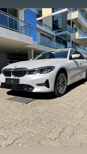 Imagen 1 de 14 de Bmw Serie 3 2019 3.0 330i Sedan Sport Line 252cv