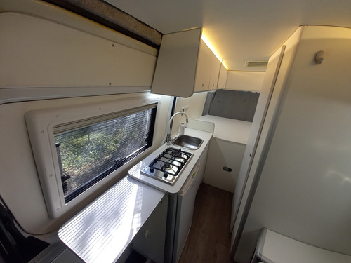 Motorhome Sprinter Super Equipada Para La Aventura