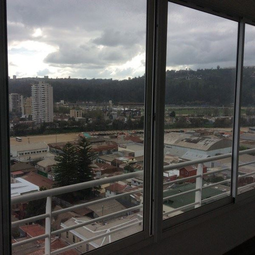 Centro De Viña, Buen Depto 3 Dormitorios Y Dos Baños