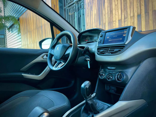 Peugeot 2008 1.6 Allure