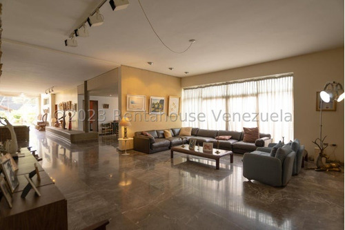 Casa En Venta La Castellana Mls # 23-10528 C.s.