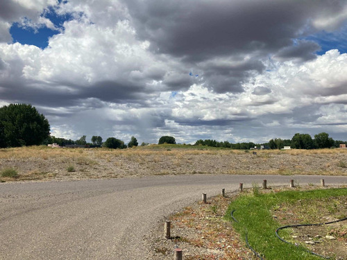 Imagen 1 de 8 de Terreno En Venta En Los Canales De Plottier