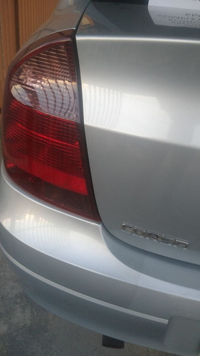 Imagem 5 de 8 de Chevrolet Corsa Sdan Premium 1.4 Econ 2011 Compl+air Bg Prta