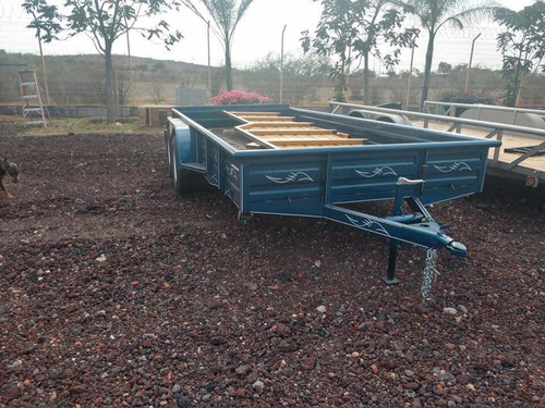 Imagen 3 de 5 de Remolque Cama Baja Cerrado Oferta Solo Agosto Y Septiembre