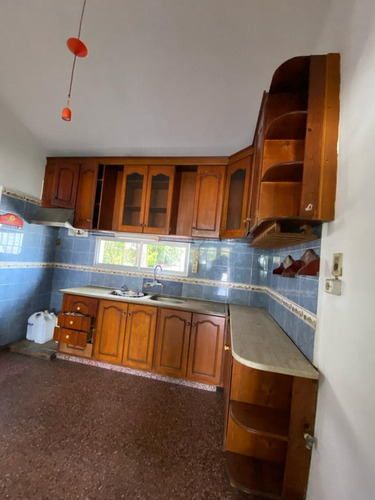 Hermosa Casa En Alquiler En Avenida De Entrada A Nueva Helvecia