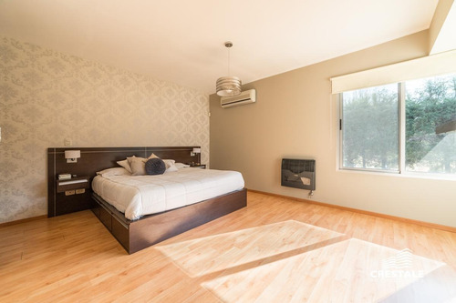 Imagen 25 de 27 de Importante Casa 3 Dormitorios En Venta - Puerto Roldán