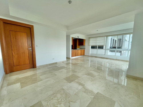 Apartamento De 3 Habitaciones 2 Paqueos, Sector Mirador Sur