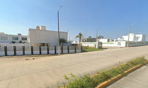 Se Vende Casa De Remate Bancario En C. Del Bosque, Pensiones, Coatzacoalco, Ver. Arf