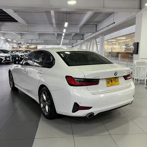 BMW Serie 3 2.0 320i F30 Sportline