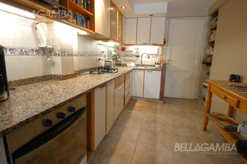 Imagen 5 de 25 de Hermosa Casa Con Jardín En Martinez