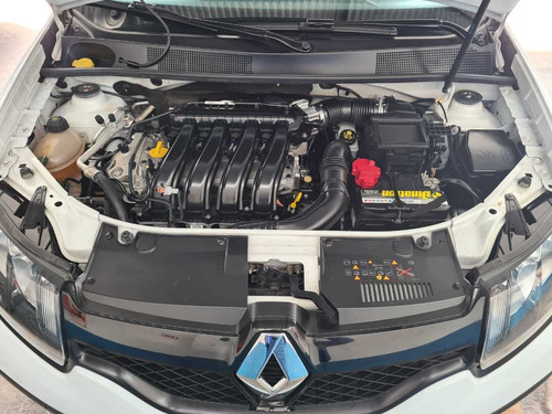Imagen 18 de 21 de Renault Sandero 2017 2.0 Rs Racing Spirit 145cv