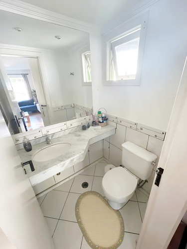 Casa Em Condomínio 1 Suíte 2 Quartos E 1 Banheiro 2 Lavabos