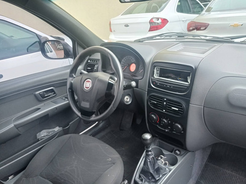 Imagem 4 de 6 de Fiat Strada 1.4 Mpi Hard Working Cs 8v Flex 2p Manual