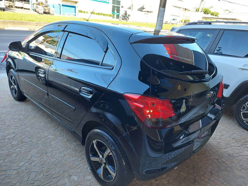 Imagem 11 de 15 de Chevrolet Onix 1.4 Mpfi Lt 8v Flex 4p Manual