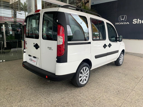 Imagem 5 de 15 de Doblò 1.8 Mpi Essence 7l 16v Flex 4p Manual