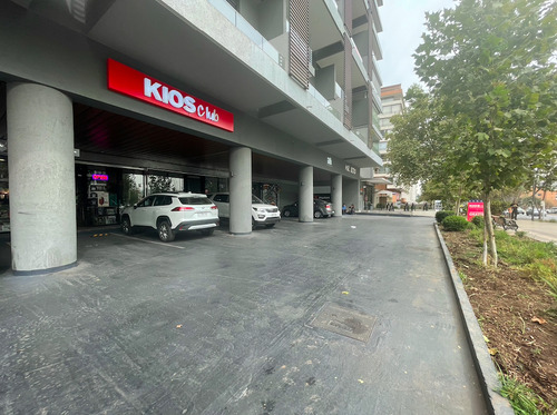 Local Comercial En Arriendo En Las Condes