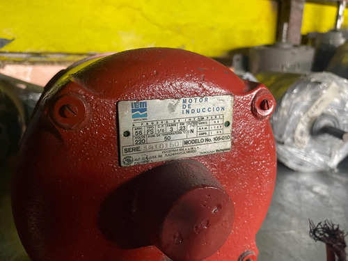Motor Eléctrico 3 Fases 1/6 Hp 1150 Rpm Mca. Iem (Usado)