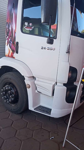 Imagem 8 de 12 de Vw 24250