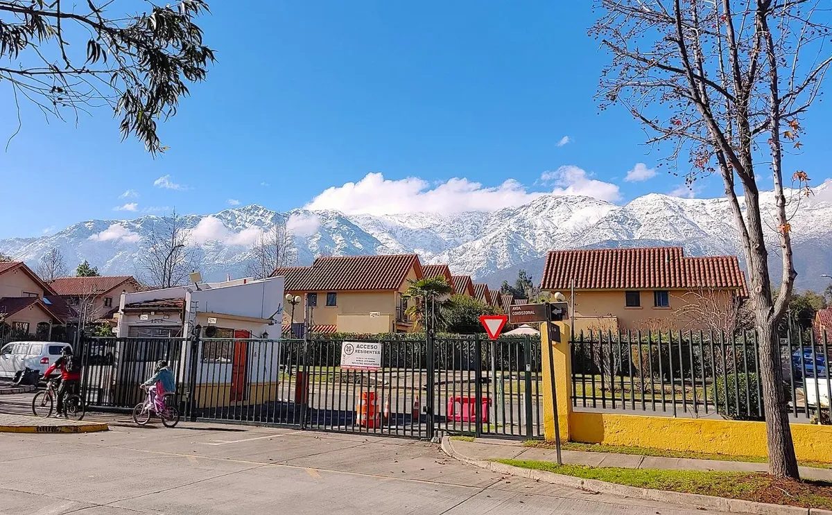 Imagen 1 de 19 de Amplia Casa Con Gran Terreno | Excelente Estado | Peñalolén