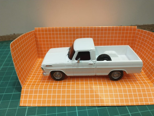 Ford F100  1972  Blanco Divina 1/43  Resina No Gira Ruedas