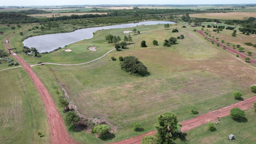 Oportunidad Hermoso Lote Sobre Laguna En Carmelo Golf.