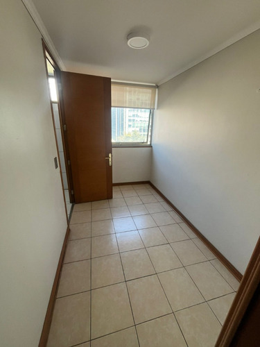 Impecable, Rosario Norte-alonso De Córdova, Metro Manquehue